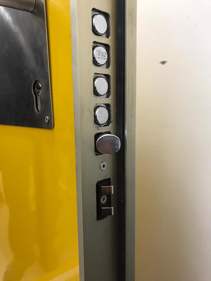 CERRADURAS DE SEGURIDAD