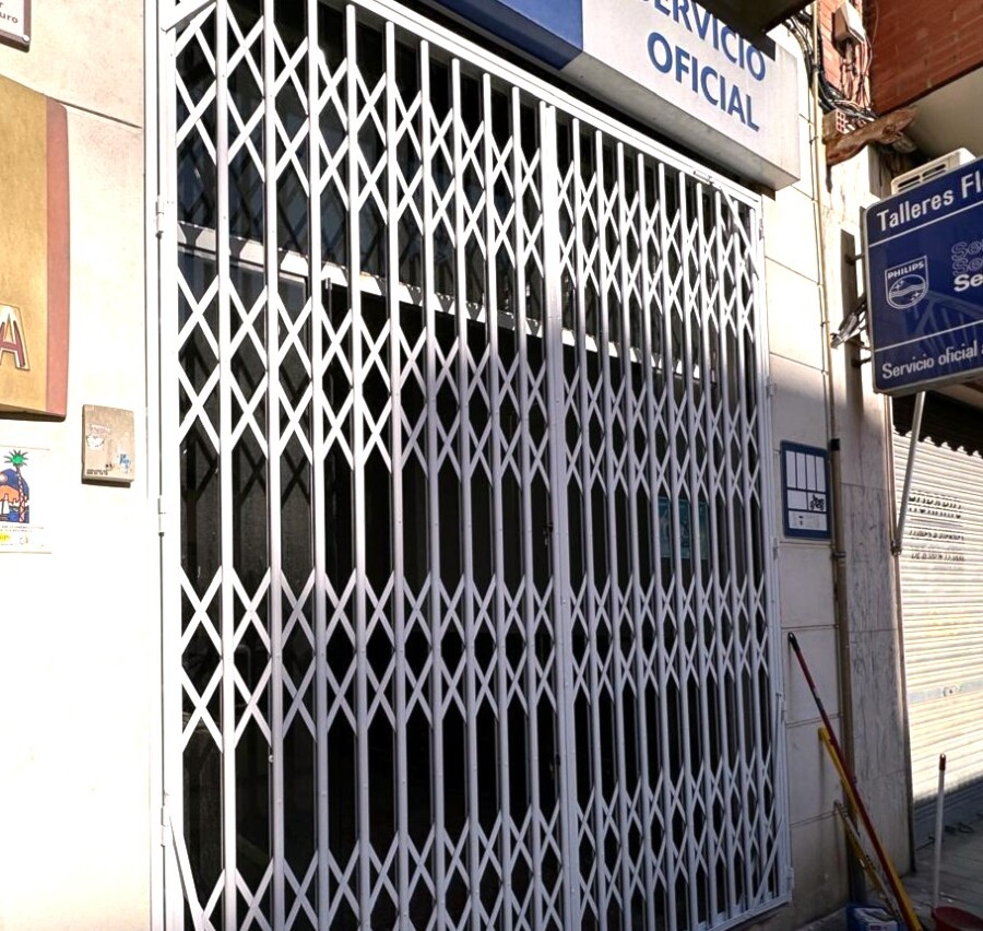 Rejas Local Comercial