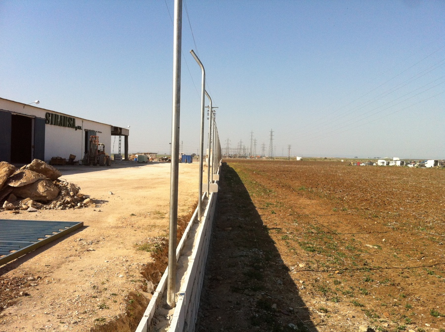 CERRAMIENTO FINCA EN ECIJA