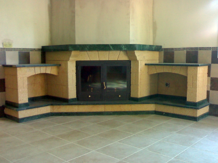 Foto: Chimenea de Piedra Amarilla de Mármoles Y Granitos Antonio Martin