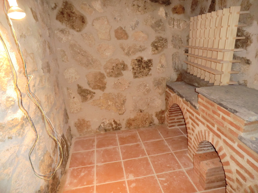 BODEGAS ENTERRADAS