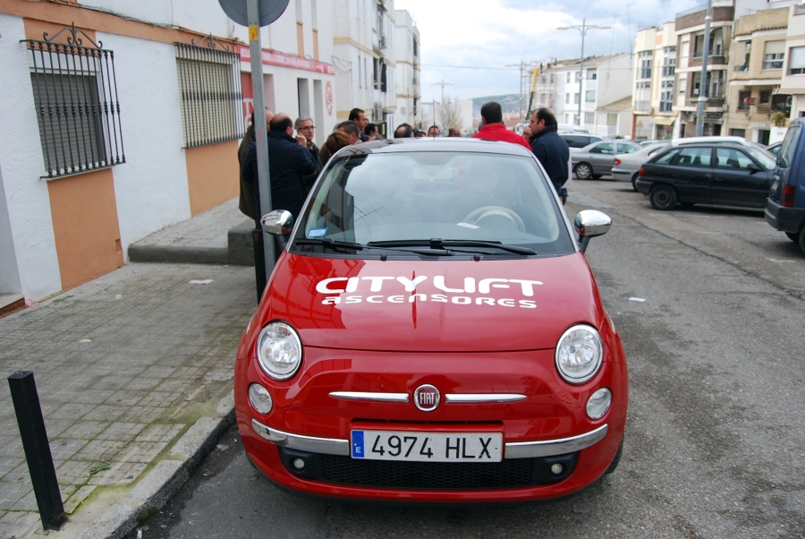 Coche comercial 