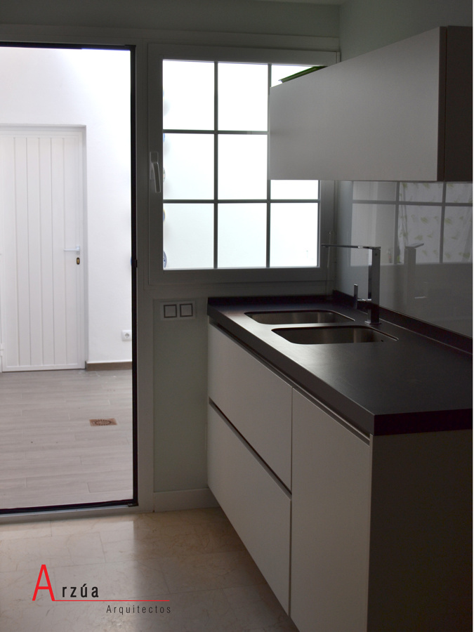 Arzúa Arquitectos: Reforma cocina