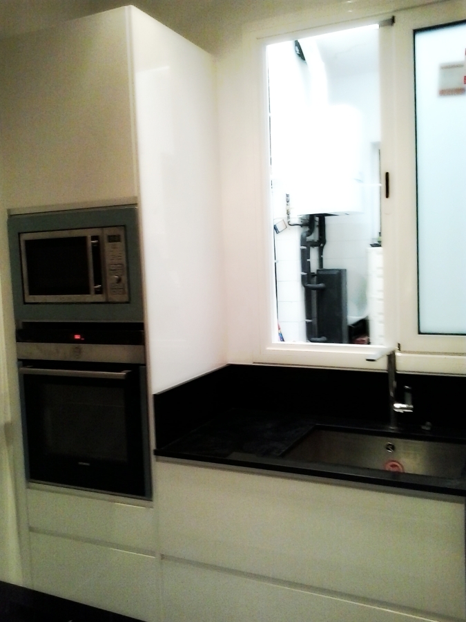 Cocina en barrio de Gracia Barcelona