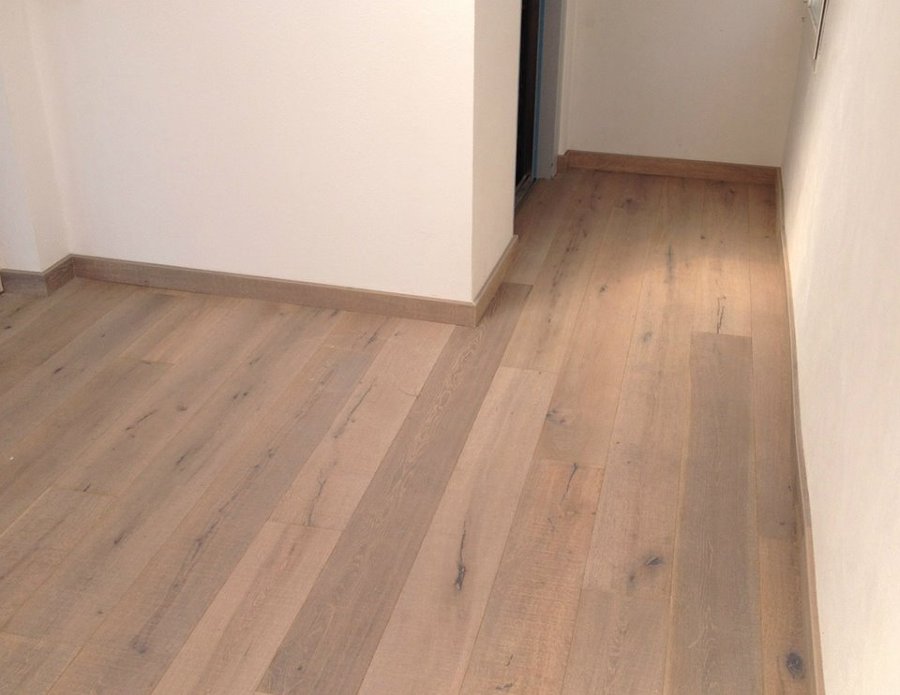Colocación de tarima exterior y parquet en ibiza.