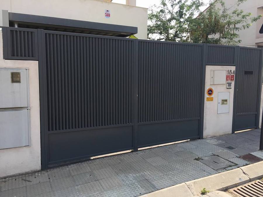 puerta de carruajes