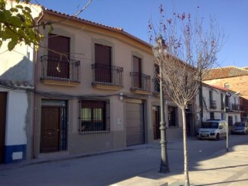 CONSTRUCCION DE 2 CASAS  EN ALHAMBRA ,CIUDAD REAL