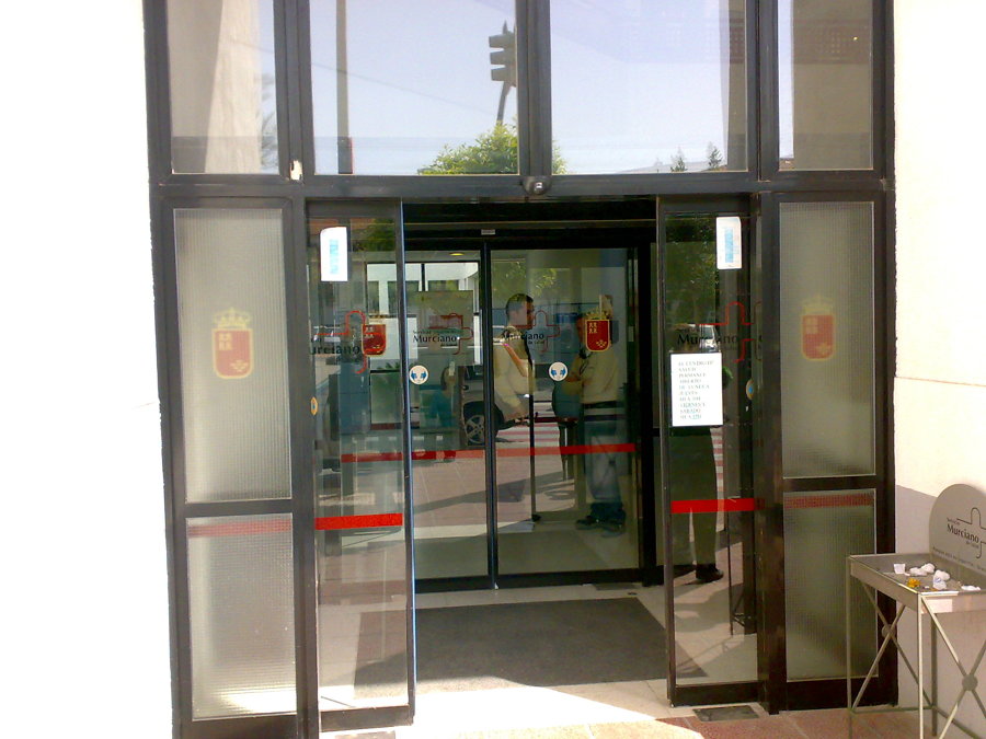 Puerta de Cristal