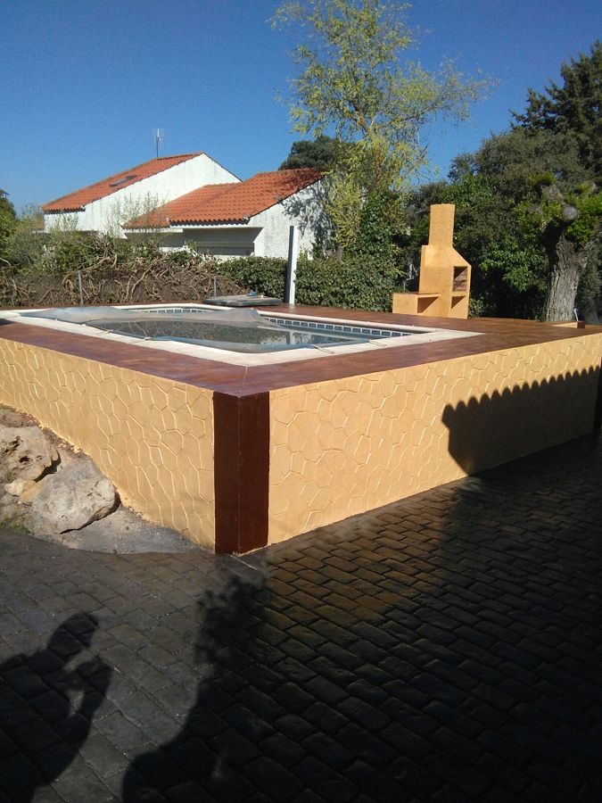 Piscina elevada