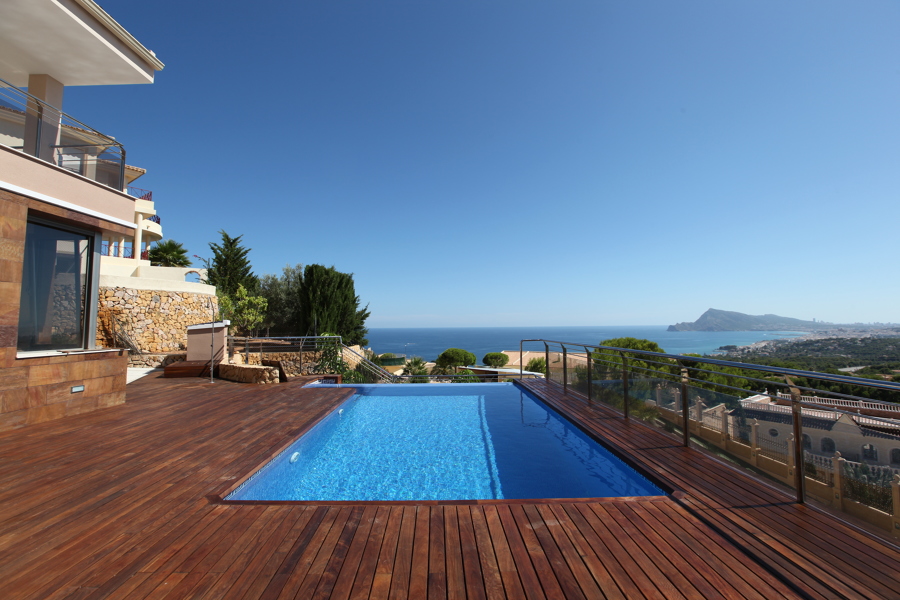 Piscina infiniti