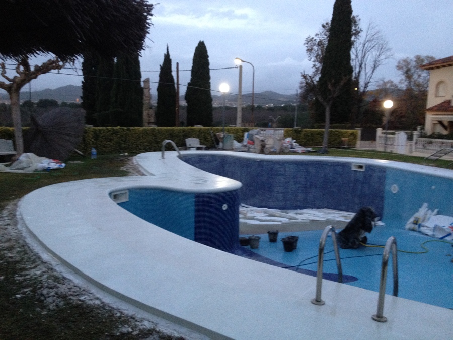 coronamiento in situ de 1 metro ancha