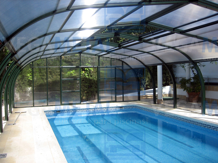 Cubierta de piscina