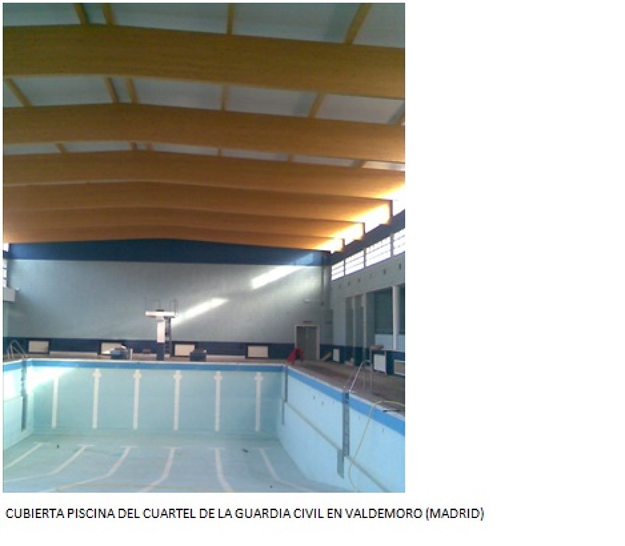 Cubierta de la piscina del cuartel de la Guardia Civil en Valdemoro (Madrid)