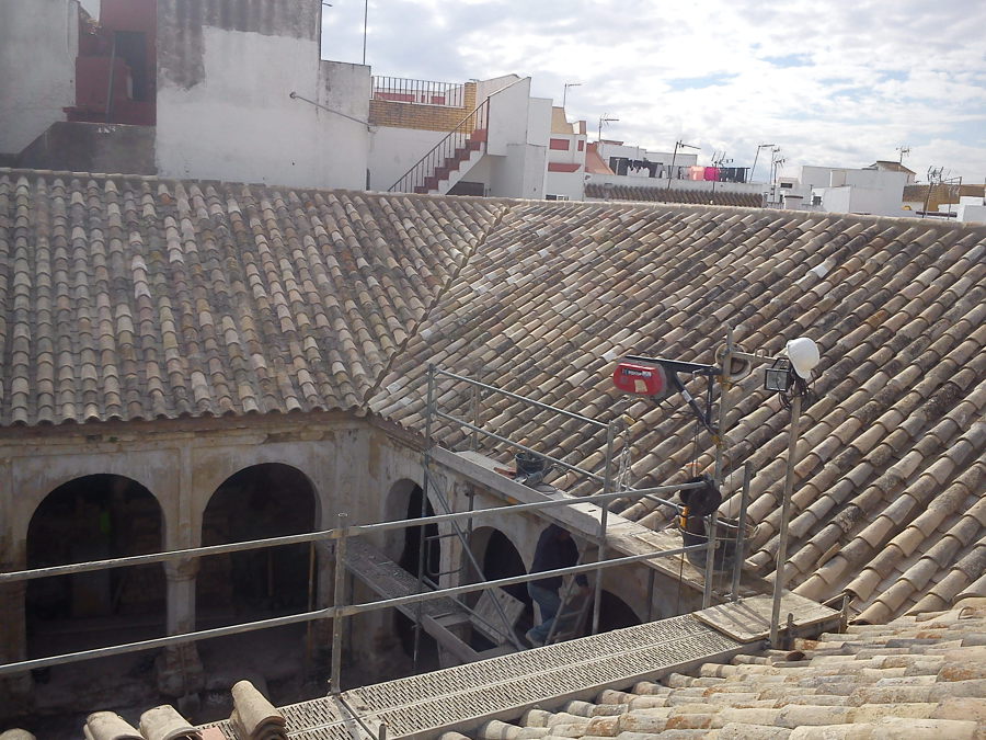 cubierta teja vieja