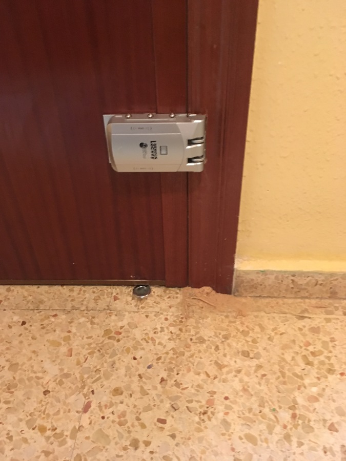 Cerradura invisible