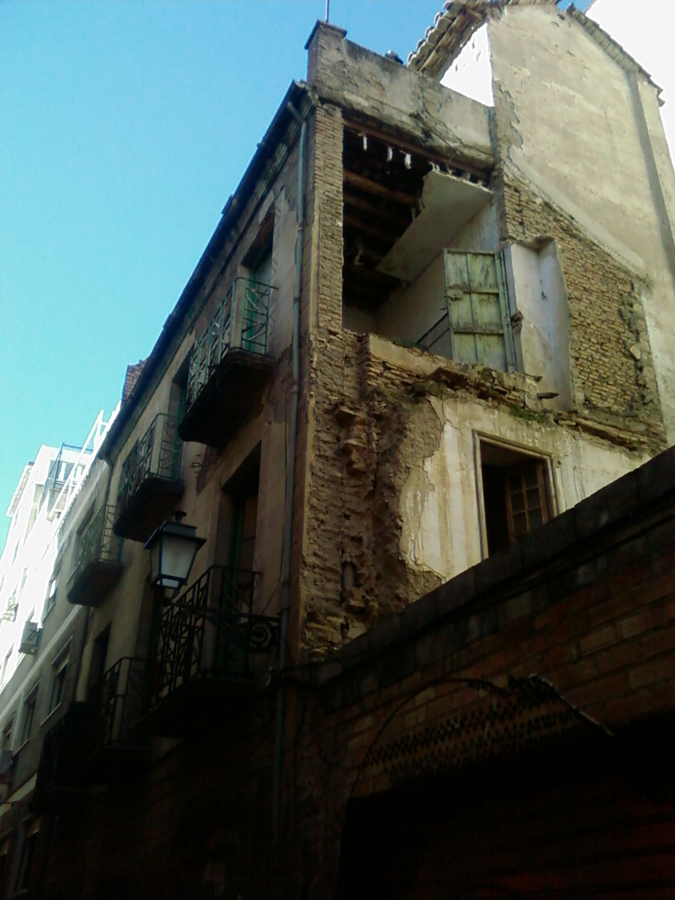 Demolición edificio.