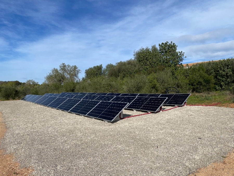 INSTALACION SOLAR EN EL CAMPO