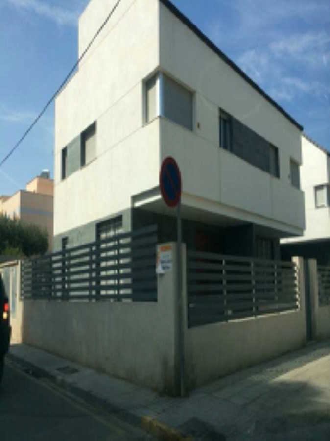 Unifamiliar