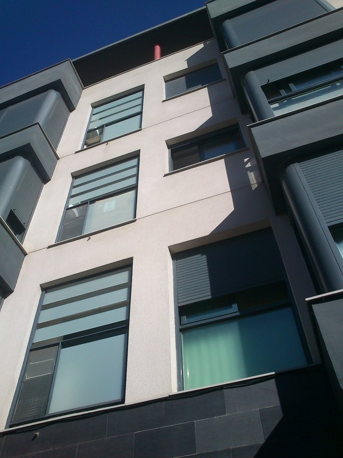 Fachada residencial 6 viviendas