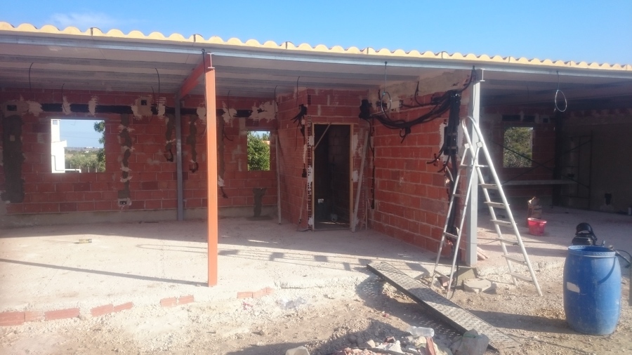 TOMANDO FORMA