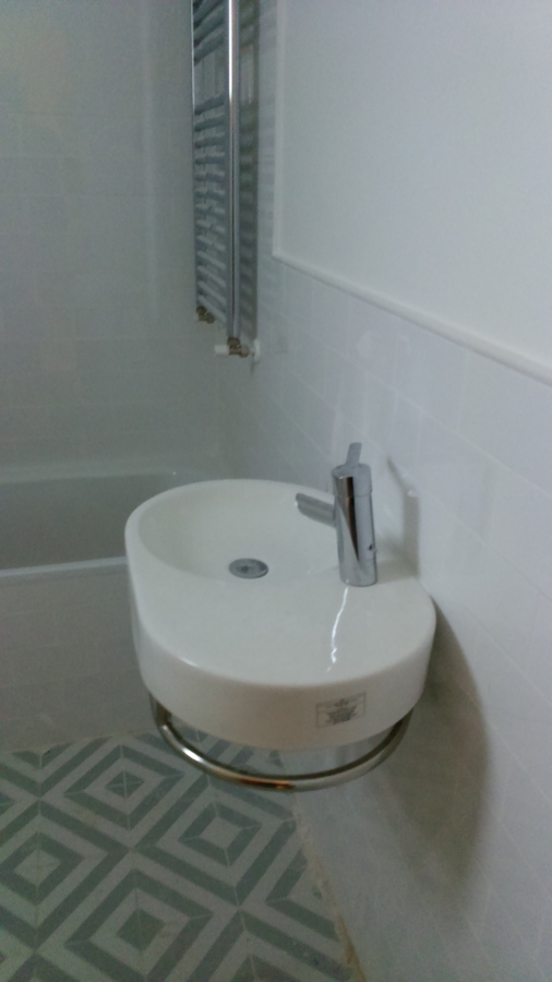 lavabo suspendido