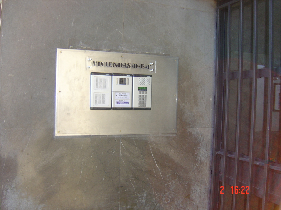 Instalación / Mantenimiento / Reparación de Porteros y Videoporteros electrónicos