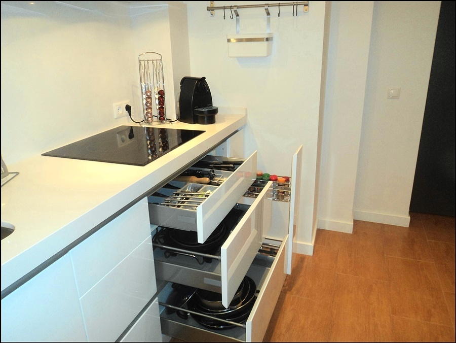 Foto: Banco Clásico de Cocina Lacado a Medida de Almi #1297322