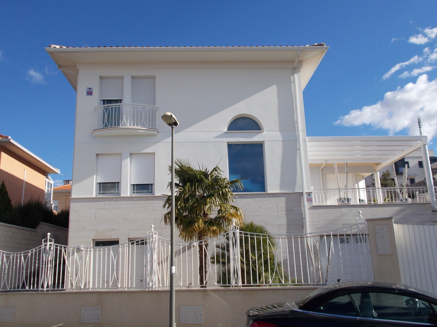 fachada chalet de aranjuez