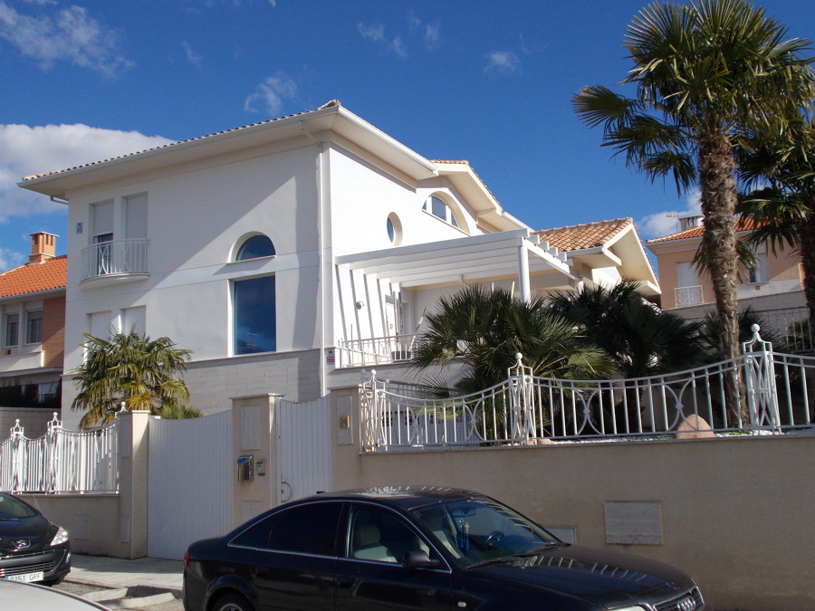 fachada chalet de aranjuez