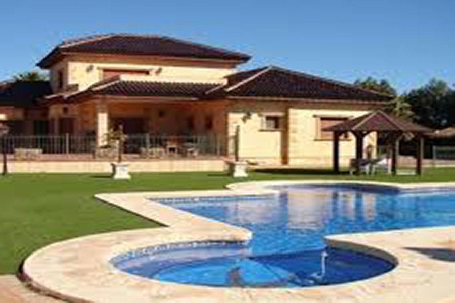 PISCINA PARTICULAR