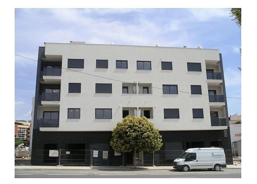 Edificio 19 viviendas y garajes