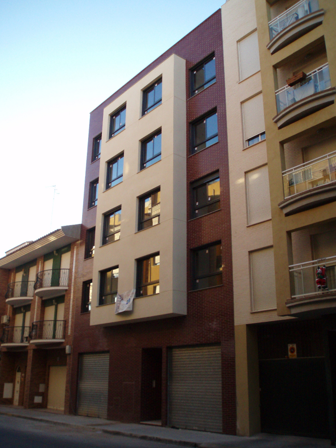 Edifico Vall uxo1