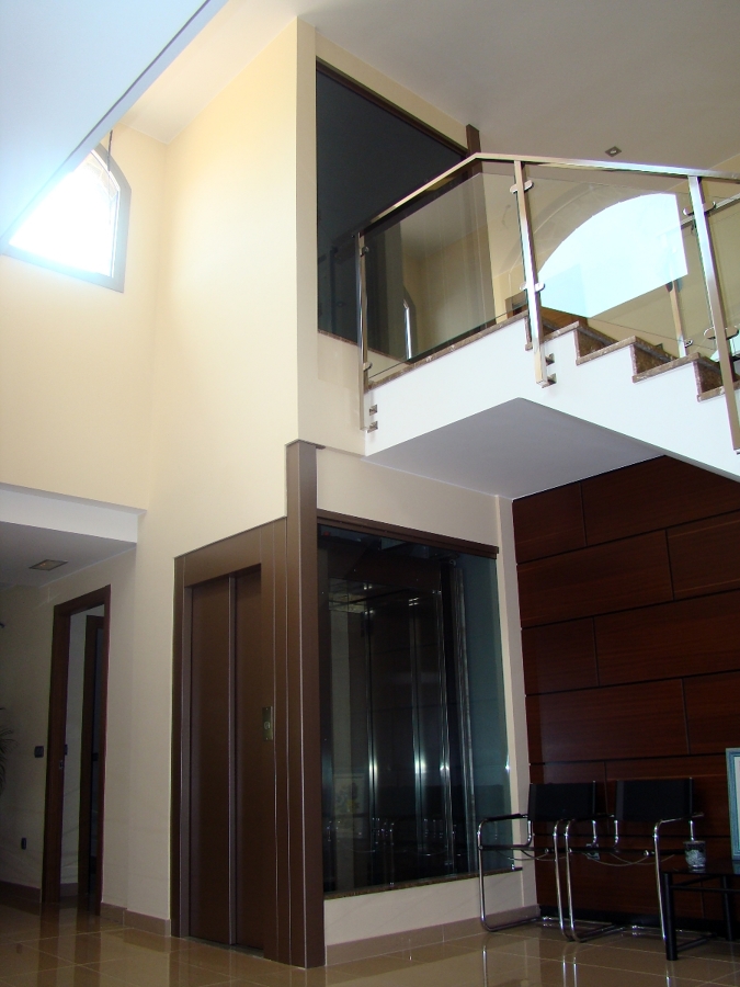Elevador vertical