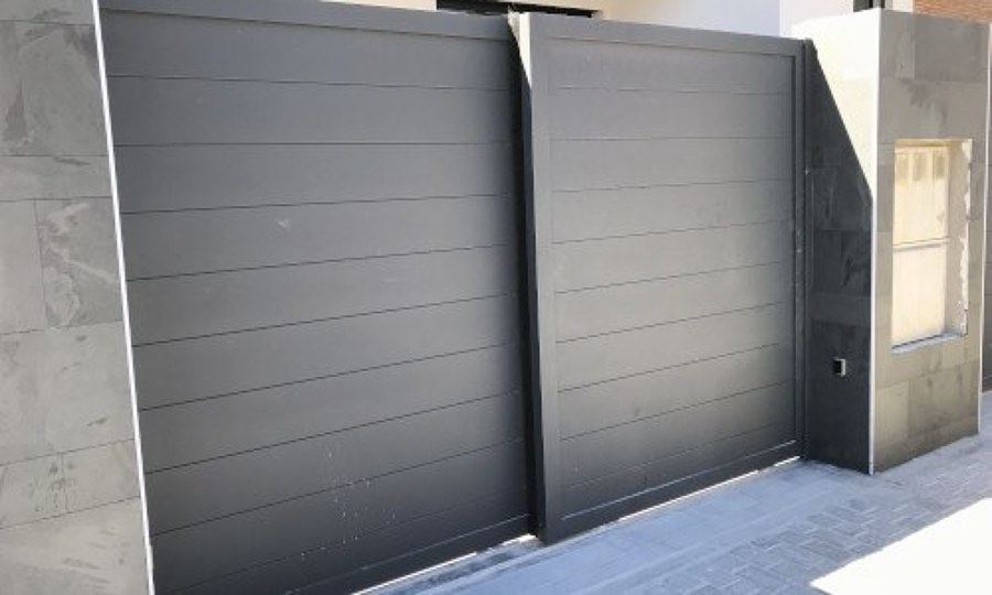 Puerta mecanizada garaje