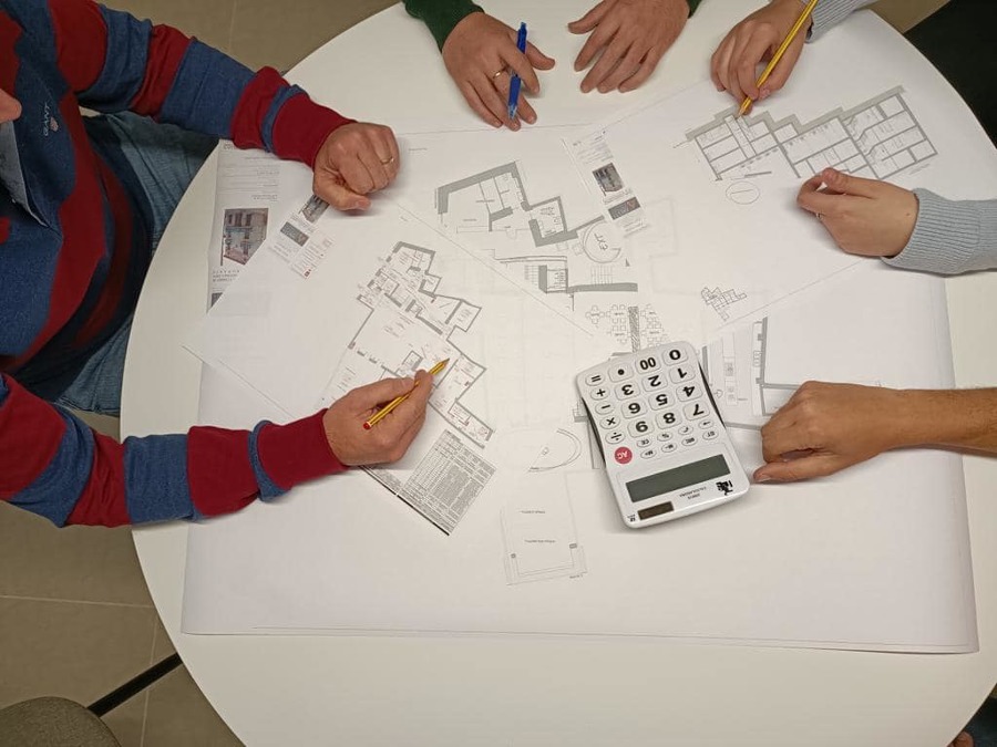 Mesa de trabajo en Aresta Arquitectura