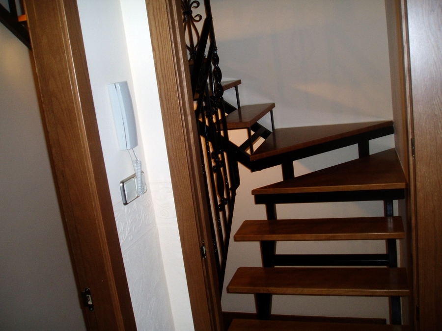 ESCALERA 1