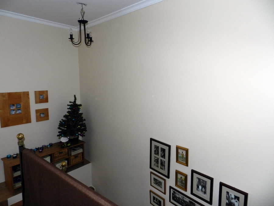 Escalera beige