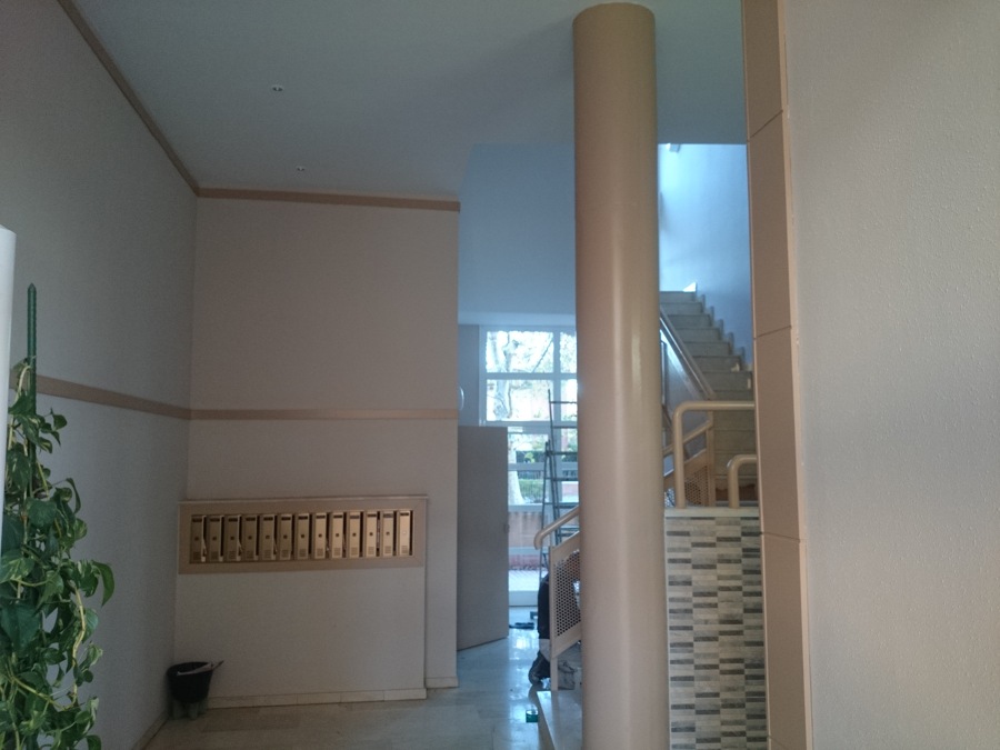 escalera comunidad de vecinos en mollet