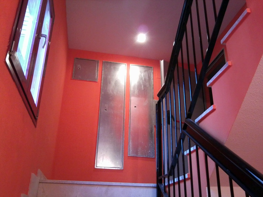 escalera comunidad