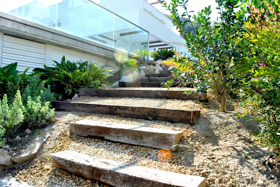 Escalera de traviesa