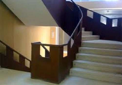 escalera de viviendas