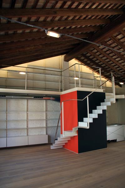 Escalera en Buhardilla