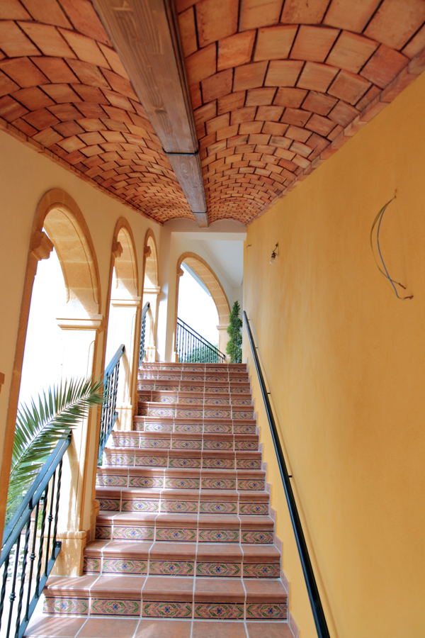 ESCALERA EXTERIOR