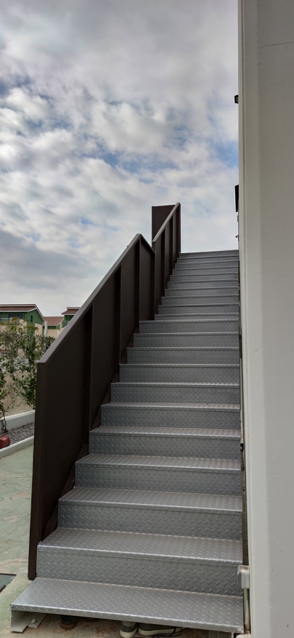 ESCALERA DE EMERGENCIA