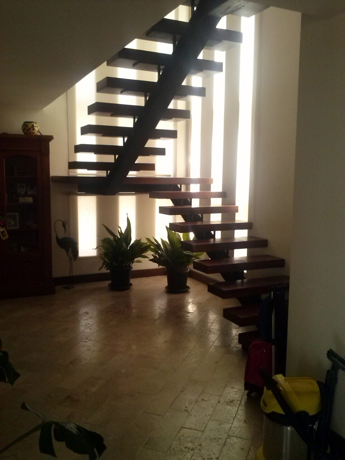 ESCALONES DE MADERA