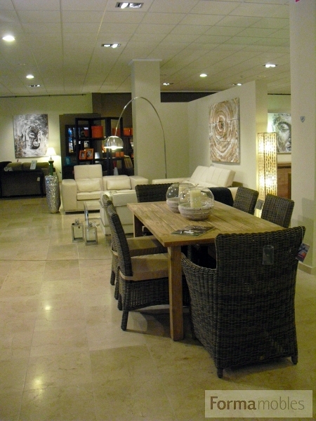 ESCAPARATE 10