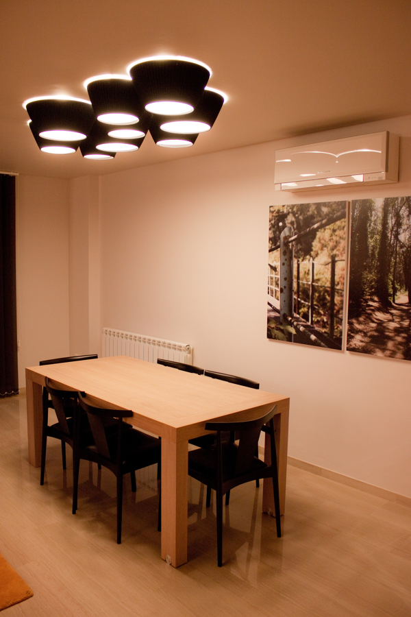 Estar-comedor en iroko