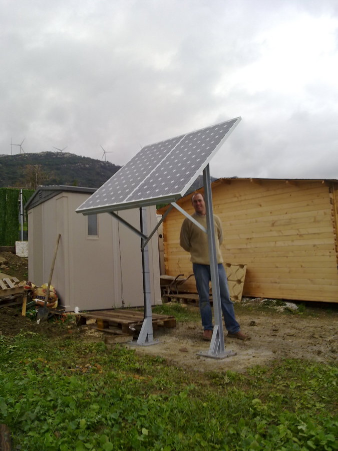 Estructura para dos paneles vivienda aislada sobre suelo.