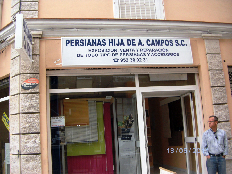 Exposicion Persianas hija de A. Campos