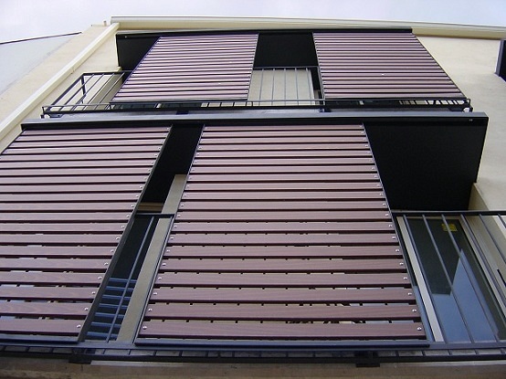 EXTERIOR. 